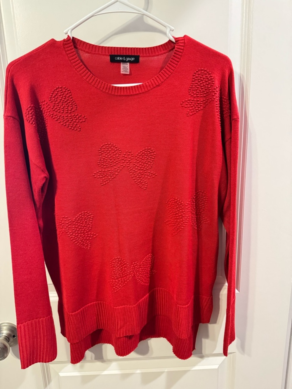 Cable & Gauge Bright Red Textured Bow Crewneck Sweater
